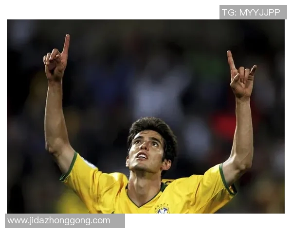 足球球星帅气造型大公开 时尚与运动完美融合引领潮流风尚